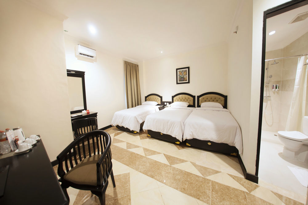 Hotel Sutomo Makassar Exterior foto